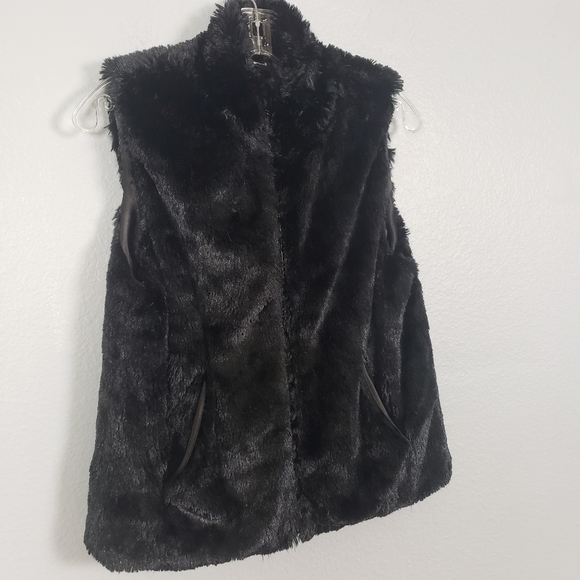 CEJION Faux Fur Vest Black Sz M - Picture 5 of 10
